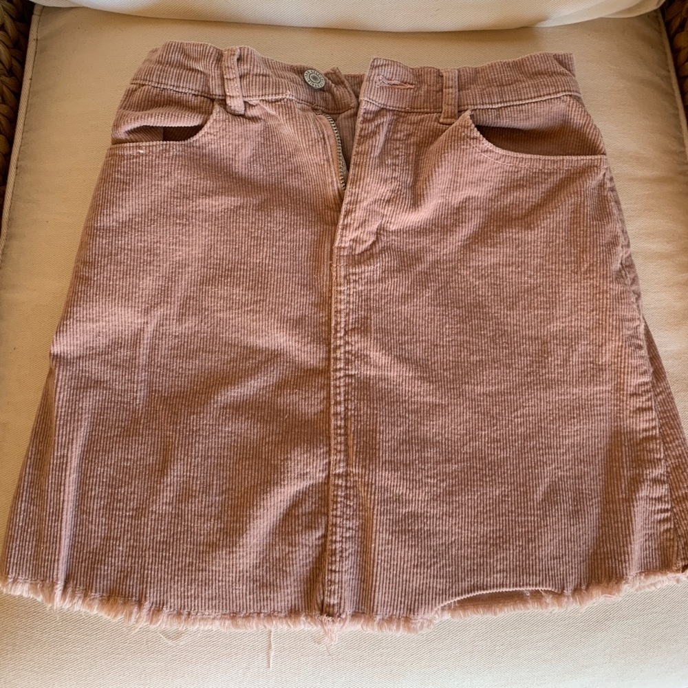 SUPER CUTE light pink skirt